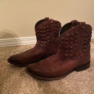 Studded Frye western boots